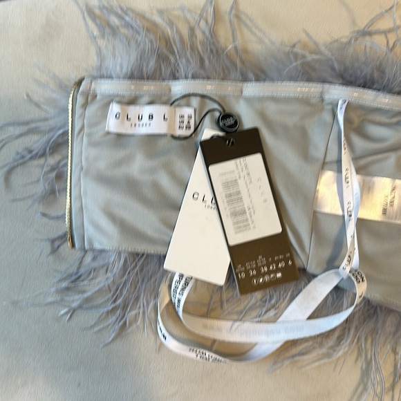 💥CHIC & SEXY💥DREAM DAZE FEATHER BANDEAU CROP TOP in Grey - Picture 4 of 7